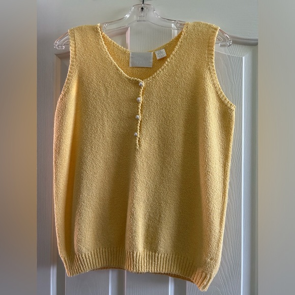 Sleeveless sweater - Picture 1 of 2